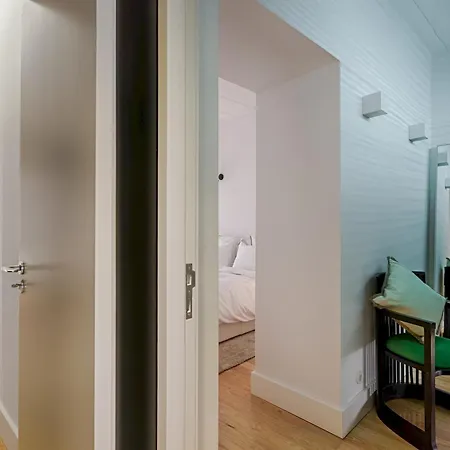 Apartment Deco Gem In Santa Catarina *