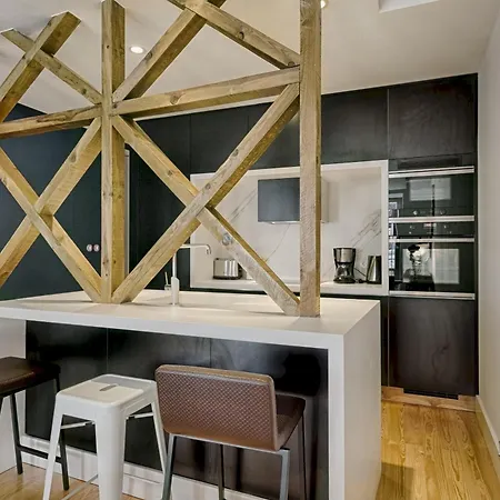 Apartment Deco Gem In Santa Catarina