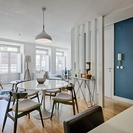 Deco Gem In Santa Catarina * Lisbon