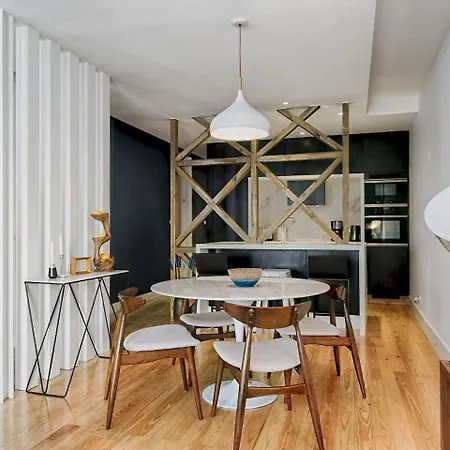 Deco Gem In Santa Catarina * Lisbon